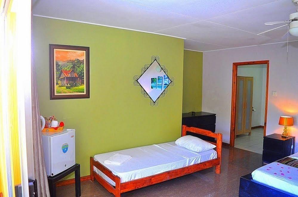Albizia Lodge Green Estate Pointe Au Sel Екстер'єр фото